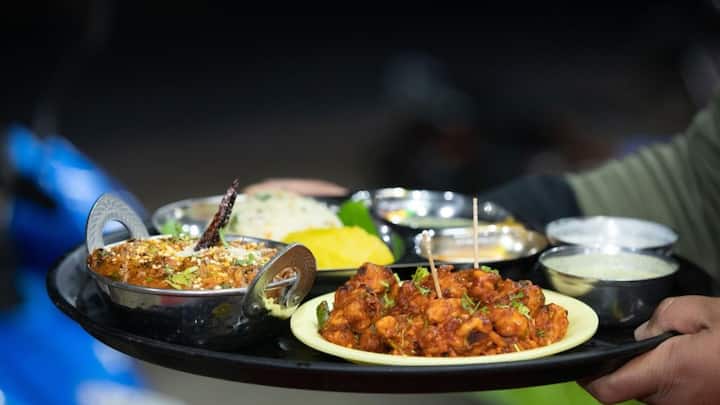 Restaurants can't force you to pay service charges: Chaayos, Barbeque Nation among 41 eateries facing action from consumer watchdog Restaurants can't force you to pay service charges: Chaayos, Barbeque Nation among 41 eateries facing action from consumer watchdog