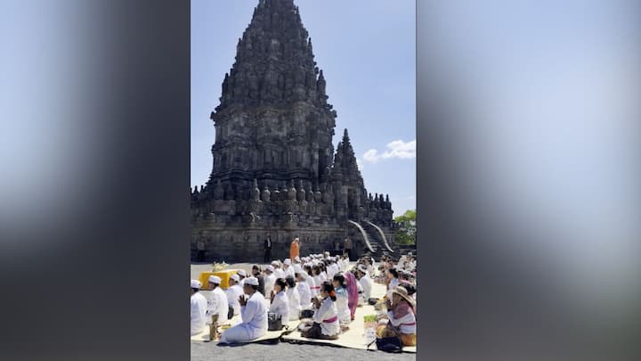 ‘Got an invite for 2029 inauguration’: PM Modi visits 1,000-year-old Prambanan Temple, lauds restoration bid ‘Got an invite for 2029 inauguration’: PM Modi visits 1,000-year-old Prambanan Temple, lauds restoration bid