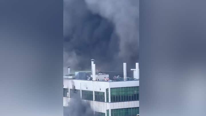 Fire engulfs shoe factory in China, killing 28 people Fire engulfs shoe factory in China, killing 28 people