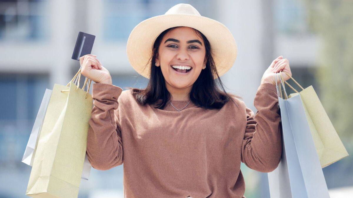 Pros and Cons of Multiple Credit Cards
