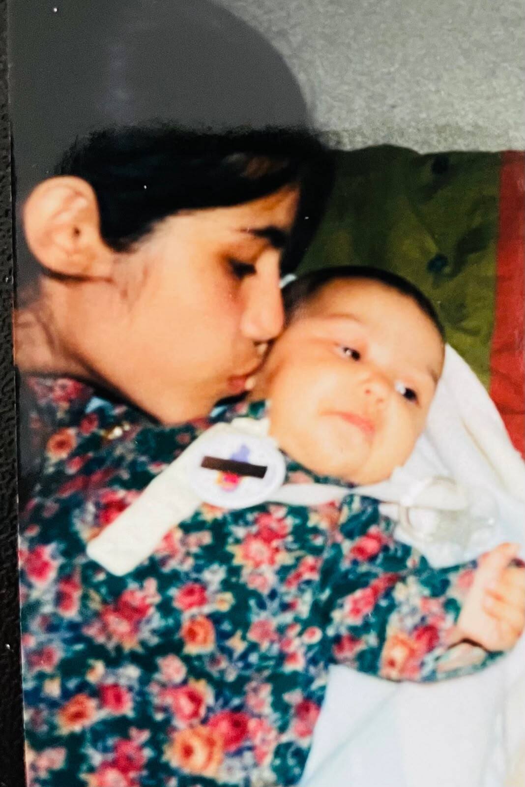 16-year-old Sara with her daughter. Image Courtesy: Sara Tasneem