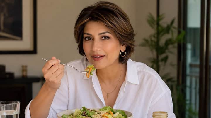 Sonali Bendre follows an 18 to 20-hour fast for autophagy: Here's what doctor says Sonali Bendre follows an 18 to 20-hour fast for autophagy: Here's what doctor says