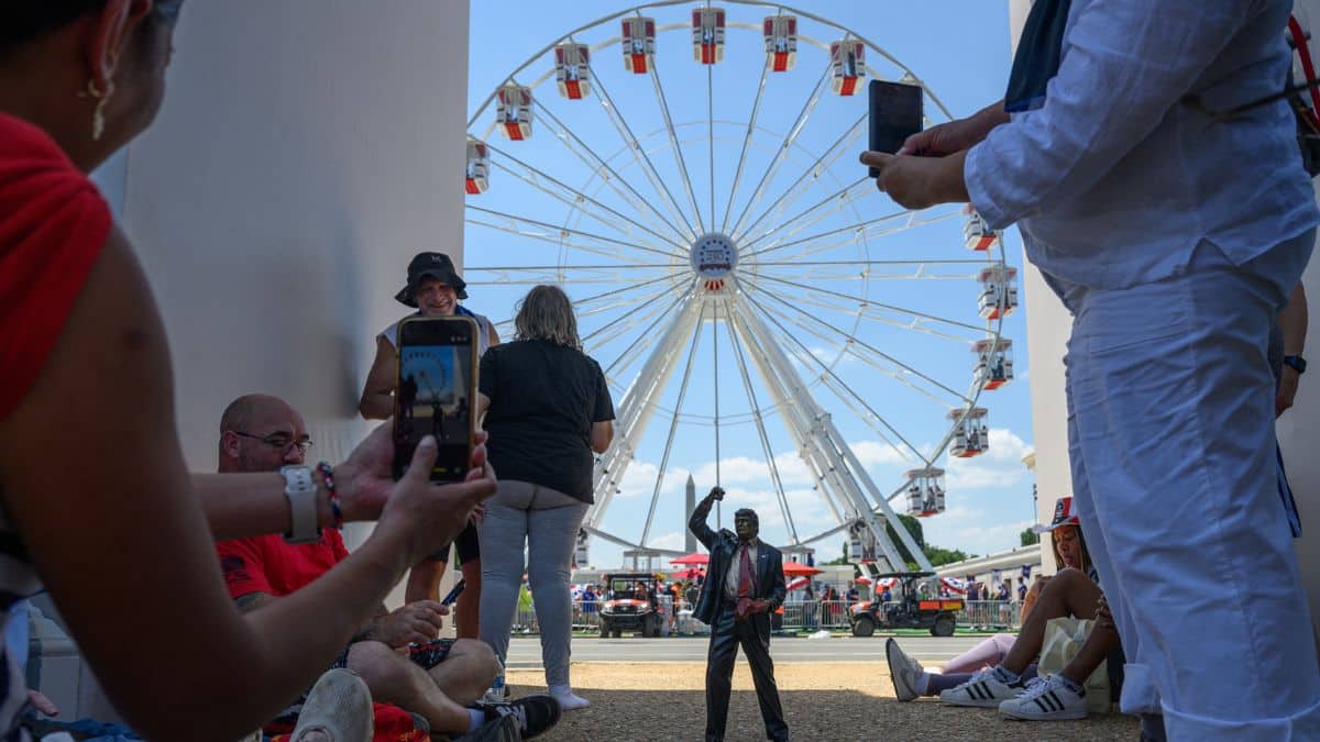 US 250th Anniversary Live Updates: Thunderstorms force evacuation of 'Salute to America' event on Washington's National Mall