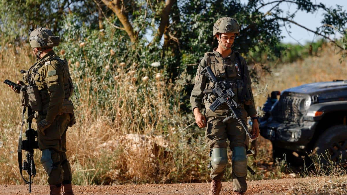 IDF detains about 100 settlers after crossing into Syrian side of Mount Hermon