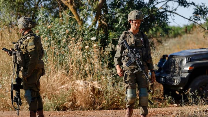 IDF detains about 100 settlers after crossing into Syrian side of Mount Hermon
