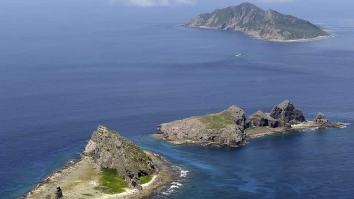 Japan, China clash over ship 'intrusion' near Senkaku Islands in East China Sea