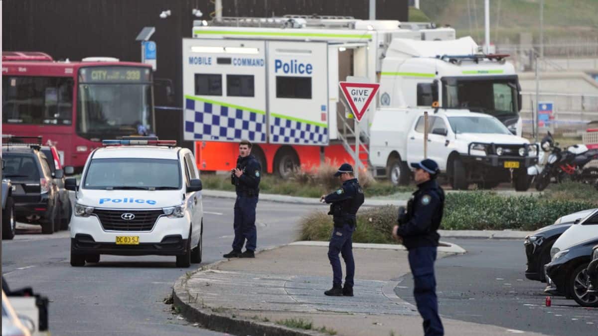 Google defends YouTube decision to keep false Sydney massacre video online