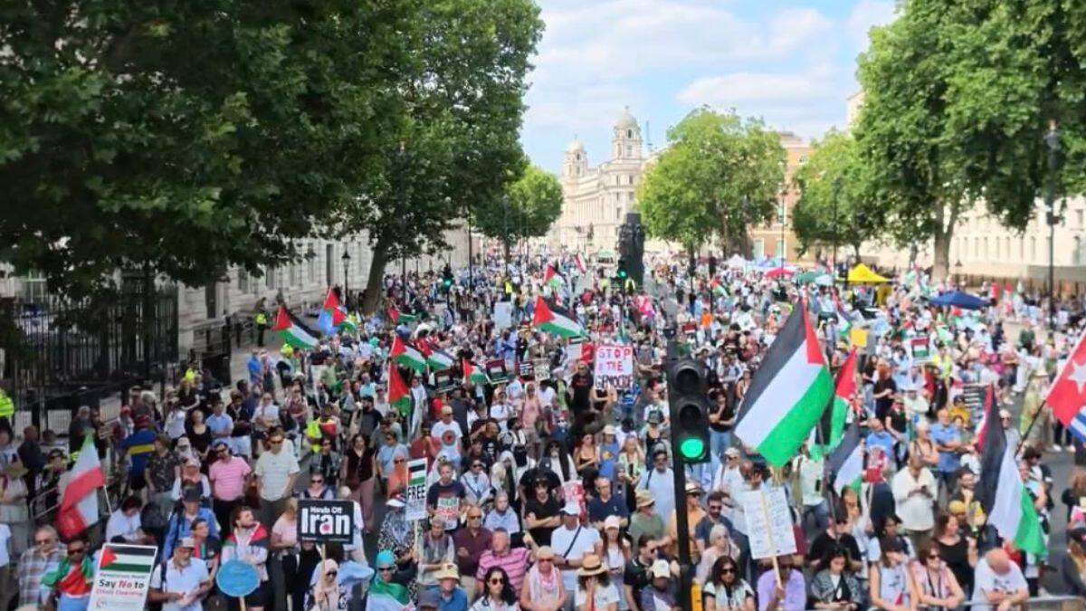 Pro-Palestine Protesters Demand UK Policy Shift on Gaza