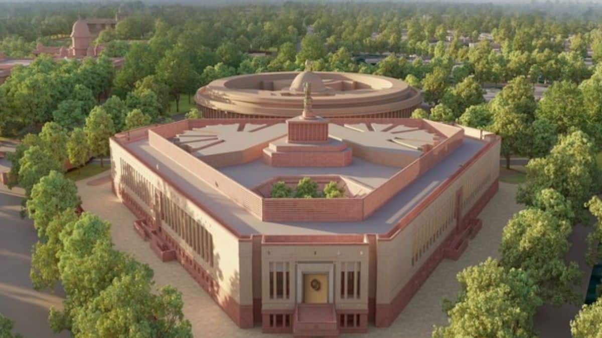 Monsoon Session: Parliament braces for stormy week as key Bills, 'Chanda Chori' row take centre stage