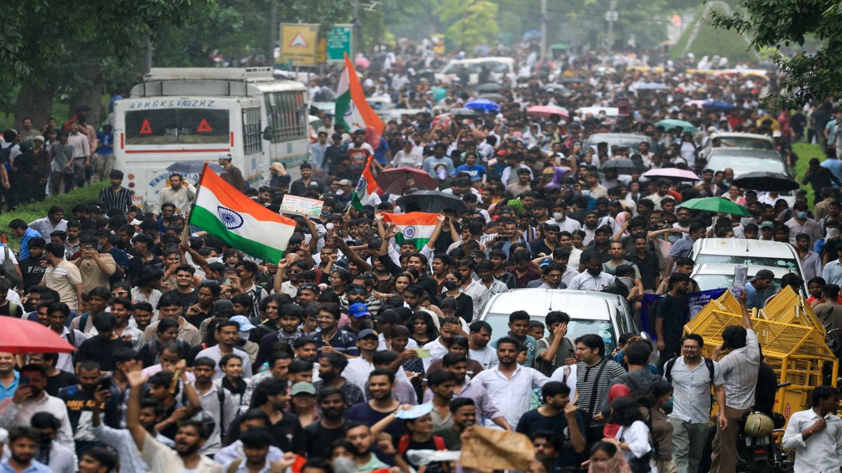 CJP Protest in Delhi Live Updates: SC refuses urgent hearing on plea over alleged lathi charge at CJP protest – Firstpost