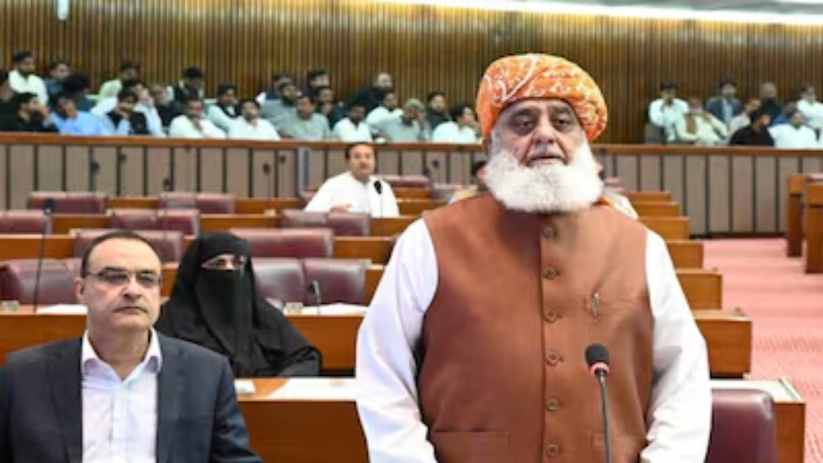Report cites military LeT meeting against Fazlur Rehman