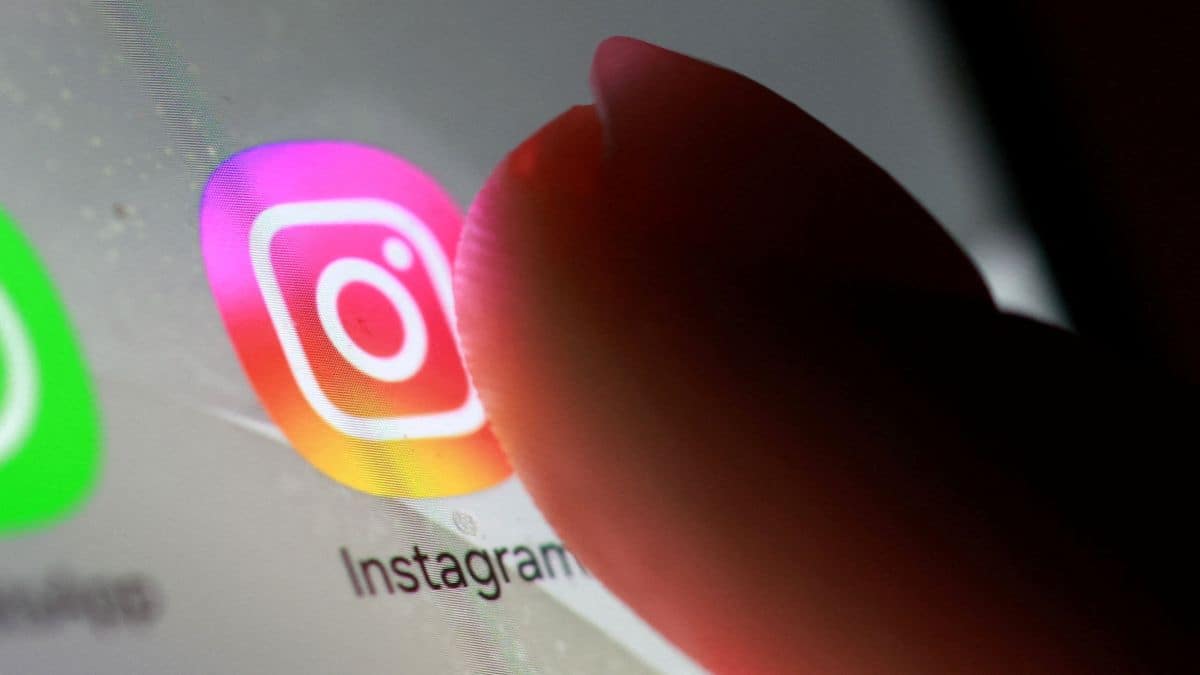 Governments Struggle to Communicate with Youth on Social Media