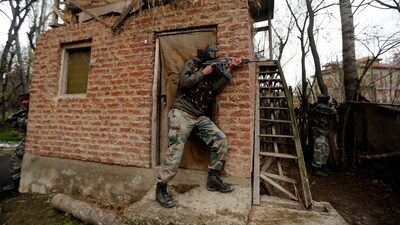 The Army's Chinar Corps has confirmed that a Lashkar-e-Taiba terrorist was killed in Operation KORAG in the Palmaidan area of Budgam, near Yousmarg. Representative Photo: File/Reuters