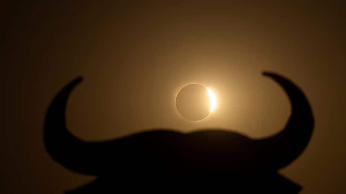Spectators across Spain, Iceland witness Europe's first total eclipse in 27 years: In pics