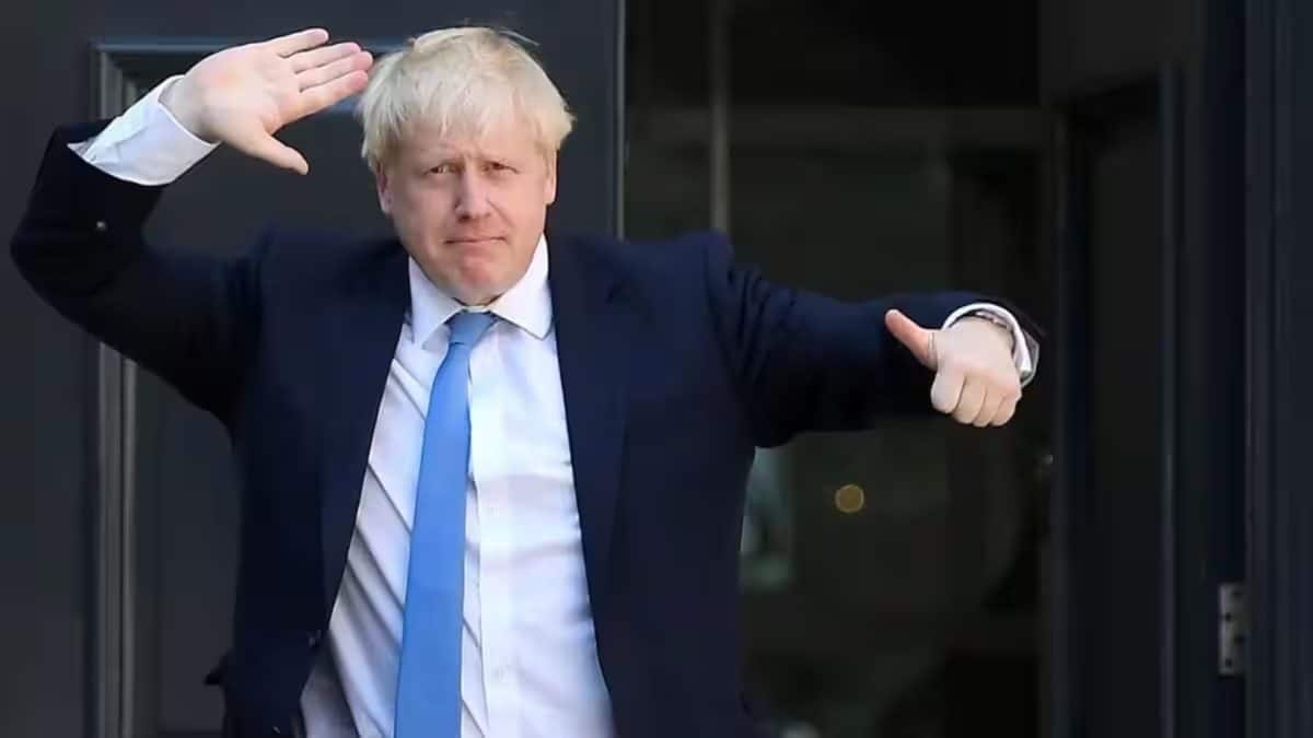 India can help the US to reach a deal with Iran and open Hormuz: Ex-UK PM Boris Johnson