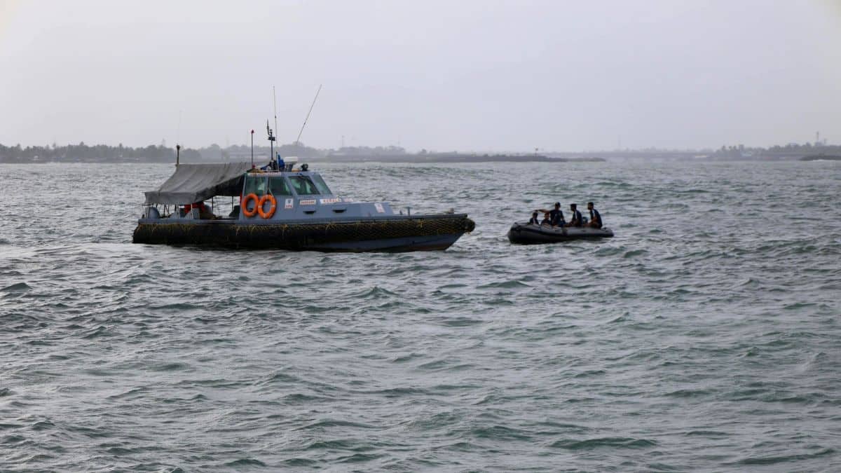 Indian Navy & police continue search for missing fishermen off Kerala’s coast on 12th day
