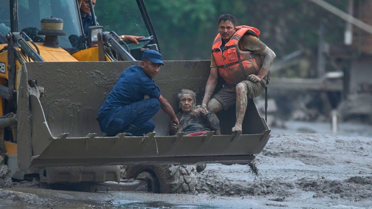 In Photos | Nepali rescuers race against time to find the missing