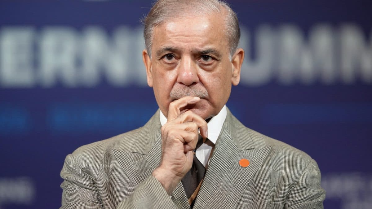 ‘Issues should be resolved through dialogue’: Shehbaz Sharif offers talks in PoK, warns against anarchy