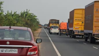 India's national highway death toll falls for first time since Covid  pandemic