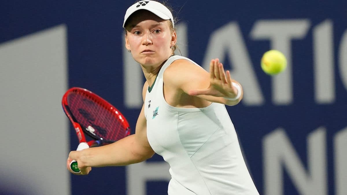 Photo: firstpost.com Elena Rybakina fights back to beat Naomi Osaka in Canadian Open thriller