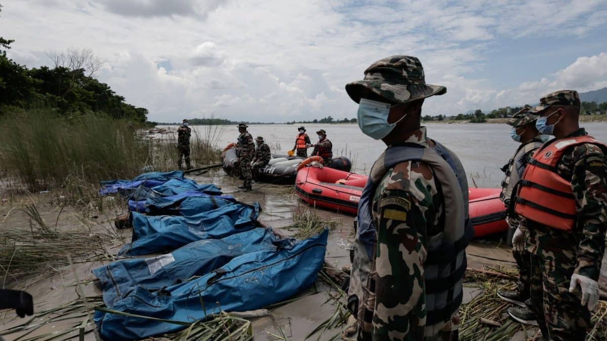 India approves 18-hour power supply as Nepal floods death toll crosses 1,300