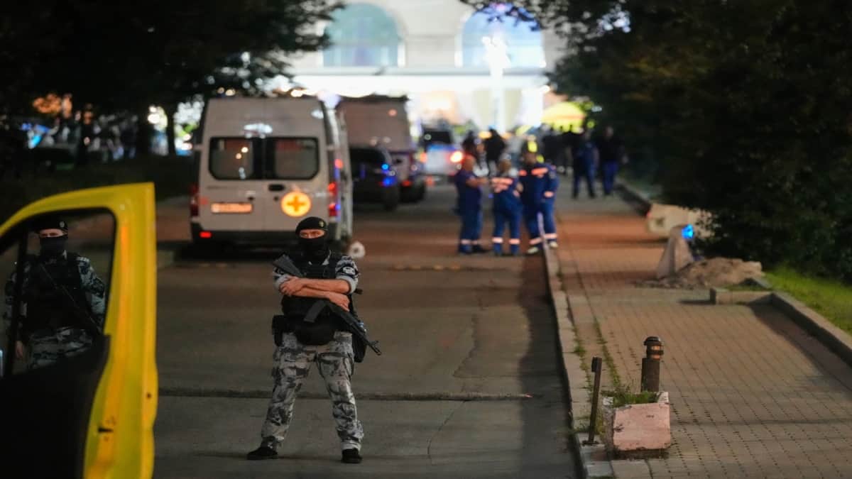 Moscow bombing: Woman suspect carried homemade bomb, stopped by guard before explosion