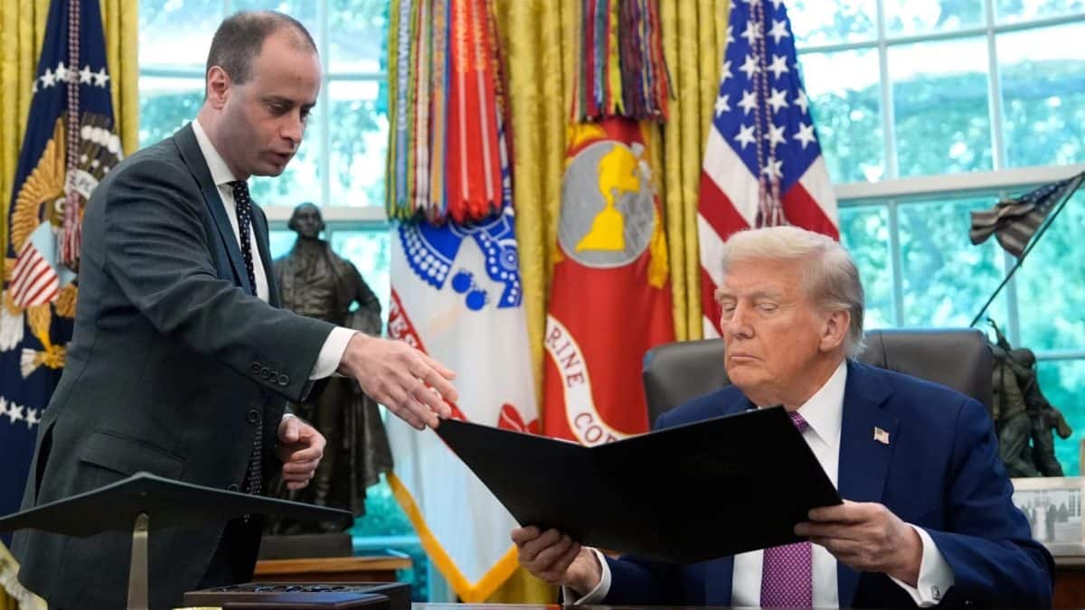 Trump picks longtime aide Will Scharf as new White House counsel