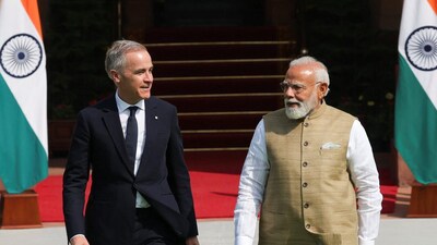 Canada's Prime Minister Mark Carney walks with his Indian counterpart, Narendra Modi, before their meeting at Hyderabad House in New Delhi, India, March 2, 2026. File/Reuters