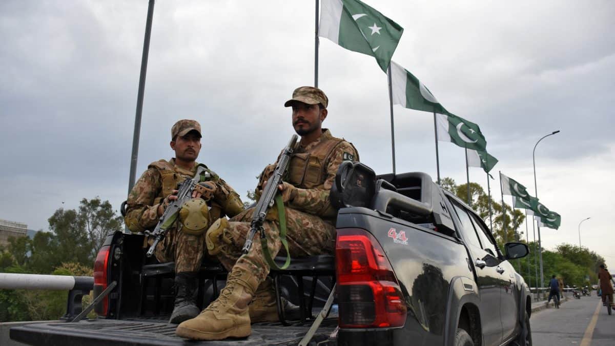Ex-Diplomat Warns Pakistan Is Imploding Amid Water, Balochistan Crises