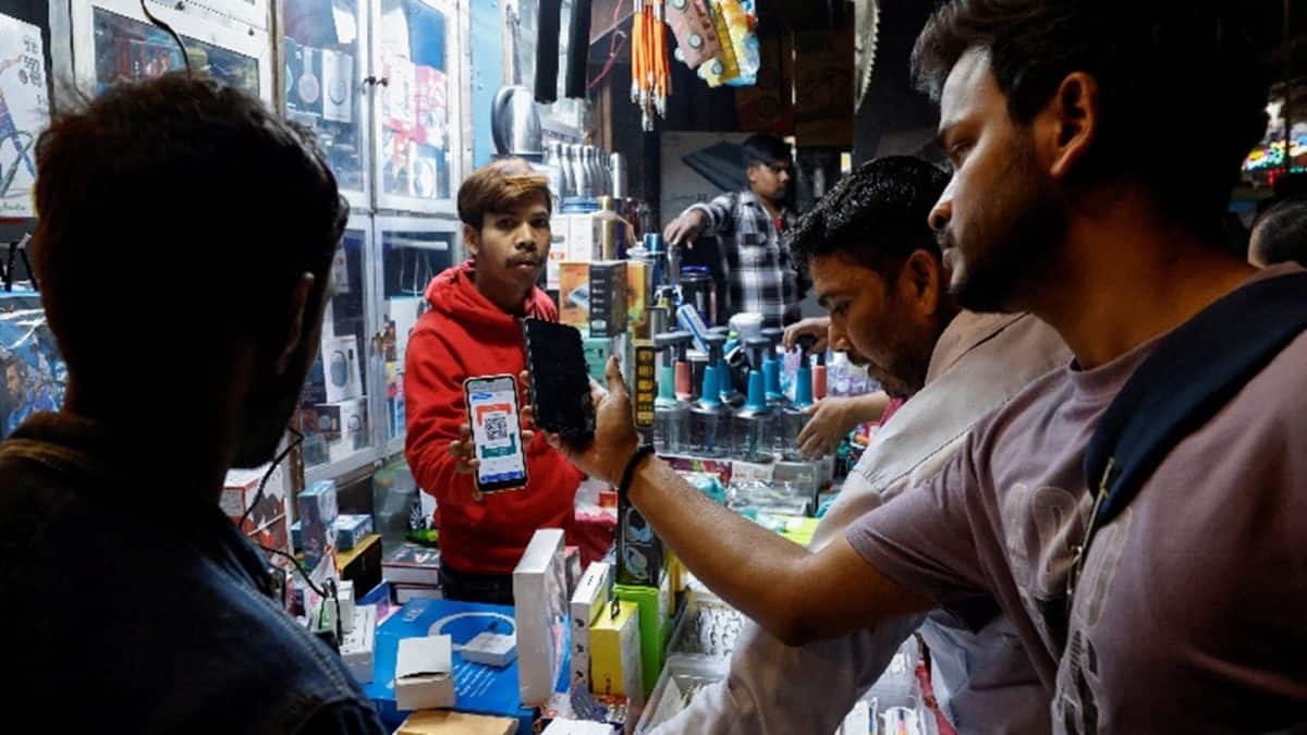 UPI payments up to Rs 2000 fee: What happens if you shop above this limit