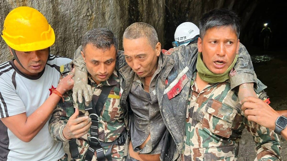 10 days after Nepal floods, rescuers pull Chinese national and woman out alive