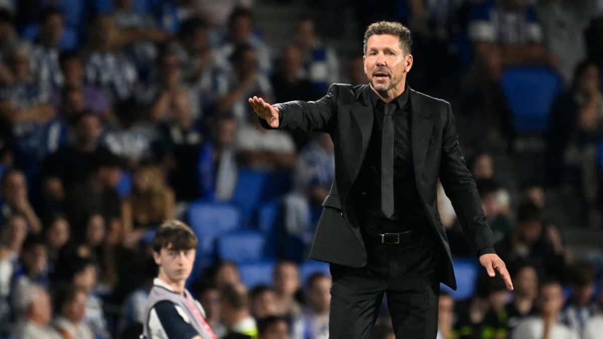 Simeone Picks Messi for 2026 Ballon d’Or Award