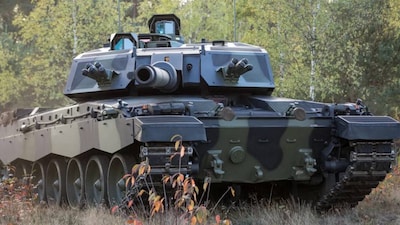 UK Leverages Ukraine Battlefield Data to Forge Drone-Ready Challenger 3 Tank