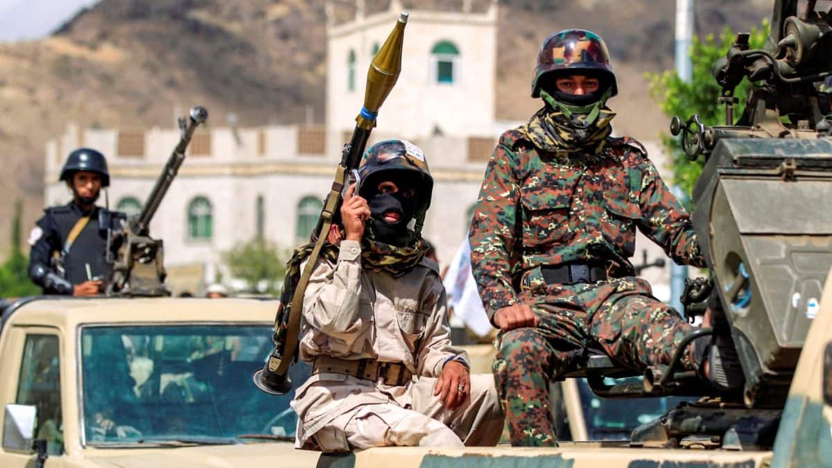 Yemen fighting intensifies as over 60 killed in fresh clashes near Red Sea gateway