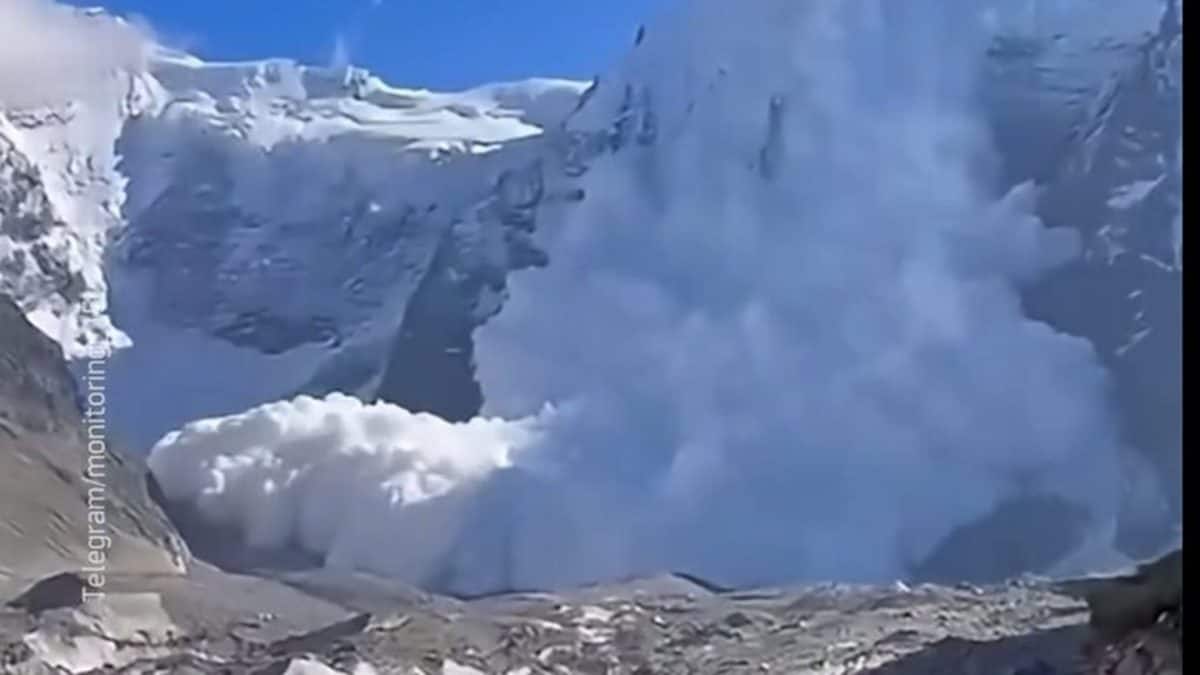 Russia avalanche tragedy: 11 climbers killed after snow slide hits group in Kabardino-Balkaria