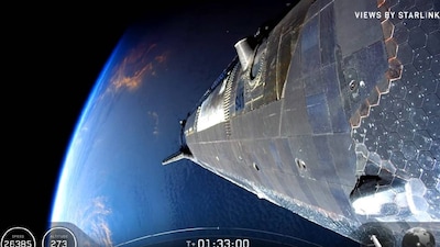 Starship Reaches Orbit, Deploys 26 Starlink Satellites Despite Engine Issue