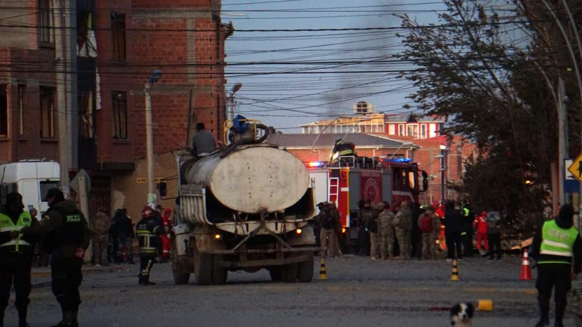 Explosion at Bolivian Army Barracks Kills 10, Injures Dozens