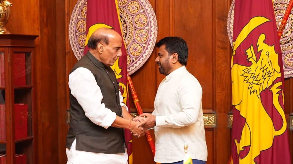 Rajnath Singh holds talks with Sri Lankan President, reaffirms commitment to regional security