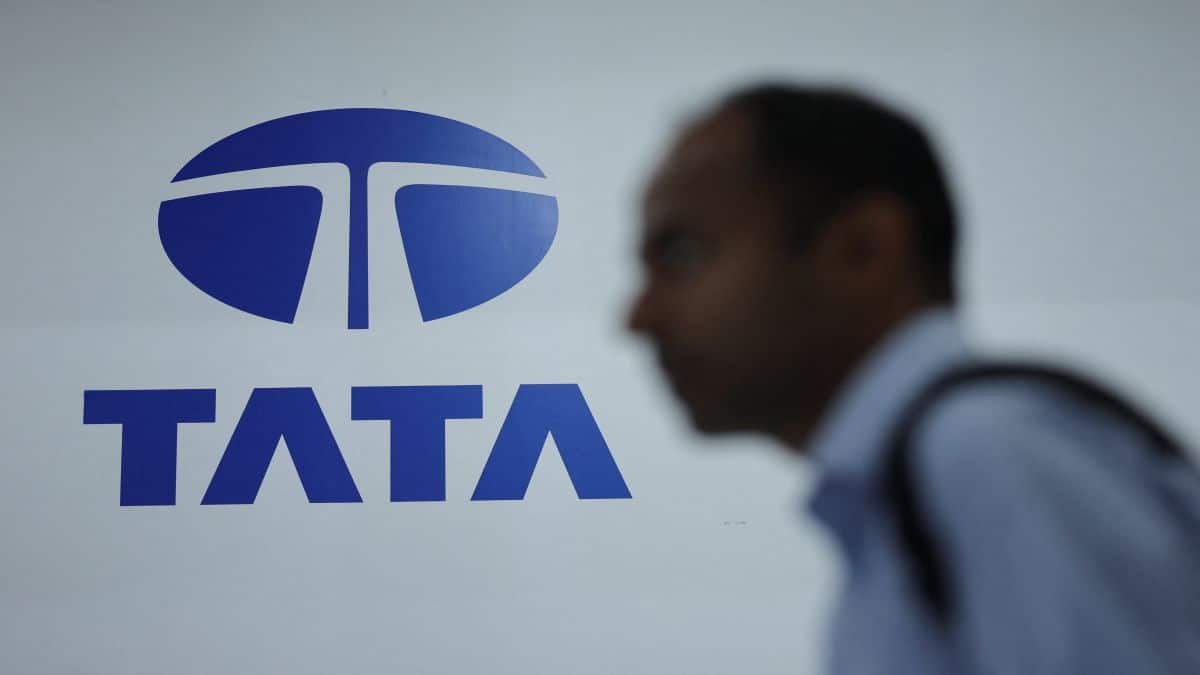 Tata Trusts Propose Mergers to Move Tata Sons Beyond NBFC