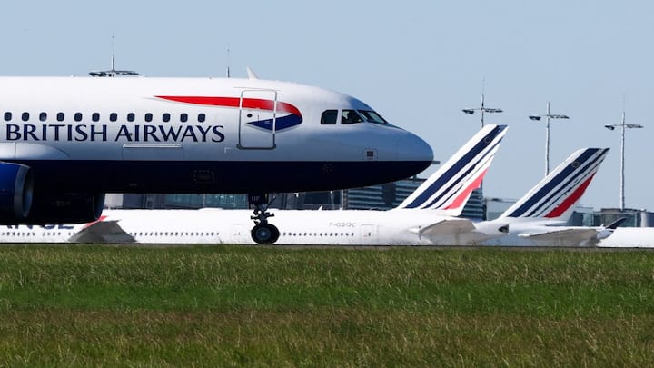 British Airways Code British Airways flight to Chicago declares emergency over Ireland ...