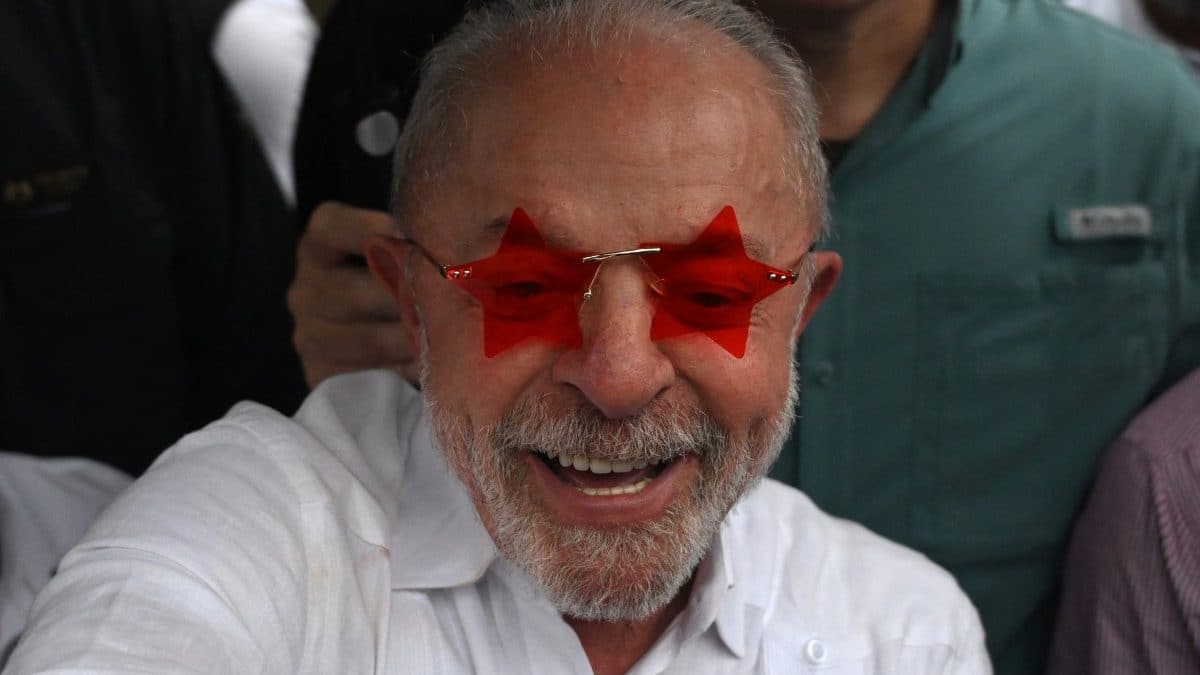 Brazil picks Lula again as he defeats Bolsonaro's son in tight race