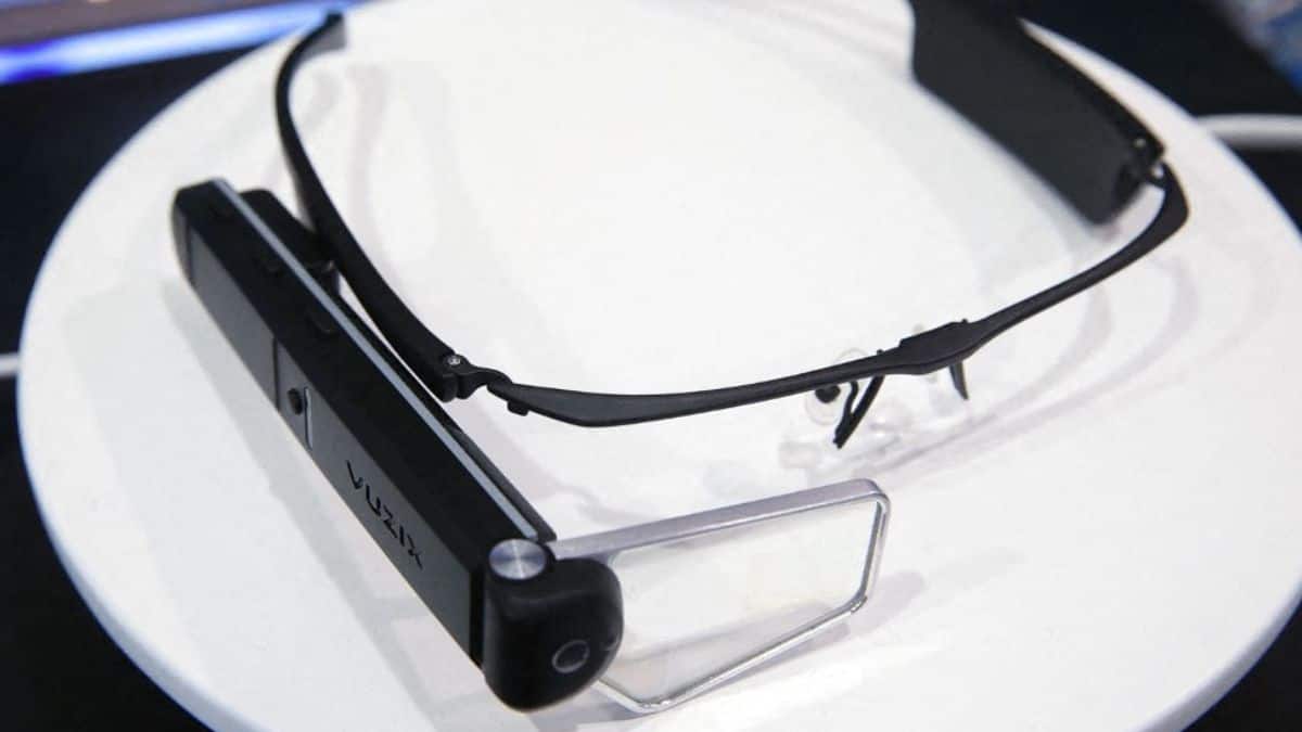 Bionic eyes could restore lost vision and even offer night vision: How ...