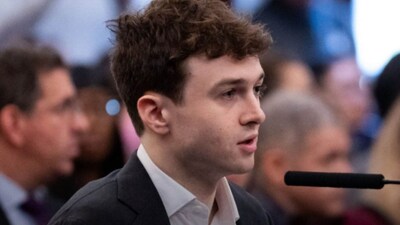 Former Anthropic AI researcher Jocob Coxon testifies before NYC council 