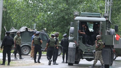 Mohd Asif alias Hashim Moosa, a former Pakistan Army commando and key accused in the Pahalgam terror attack, reportedly relied on honey for wound care while evading security forces. File image- PTI