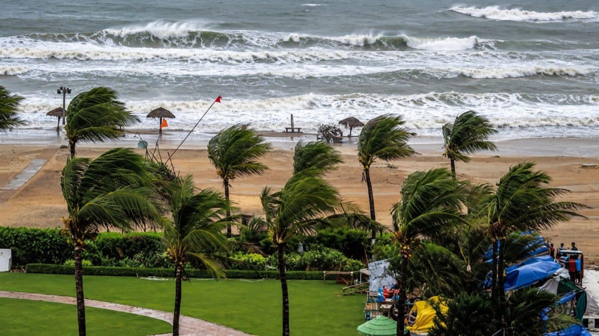 Cyclone Arnab heads towards Andhra coast, Odisha mobilises 300-plus response teams
