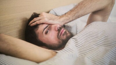 Racing thoughts, daily stress and anxiety can make it difficult to fall asleep. Photo: Pixabay
