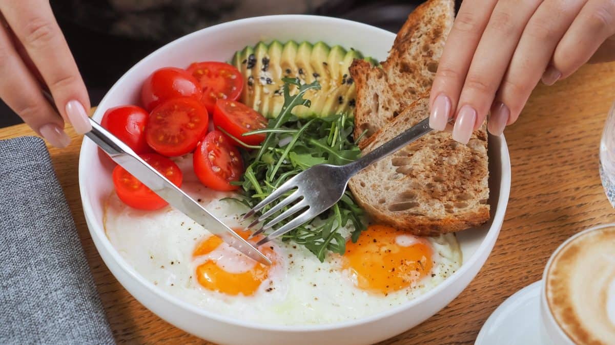 Breakfast Skipping Linked to Higher Depression Risk