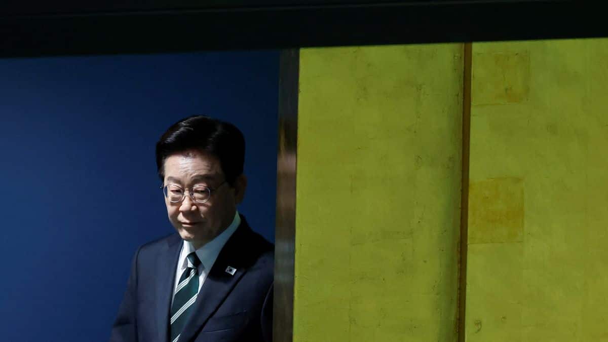 South Korea Orders Probe Into Widening Financial Data Leaks