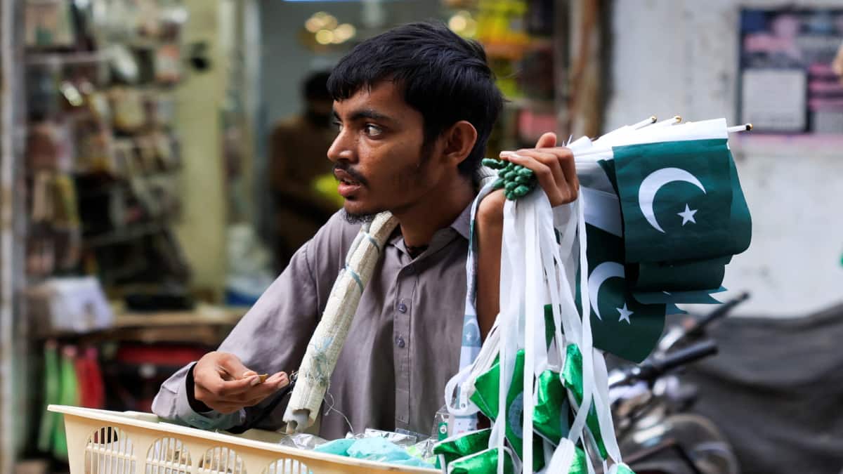 A case of irony? How debt-ridden Pakistan has been picked to advise ...
