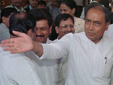 Digvijay denies receiving notice from Bhushan 